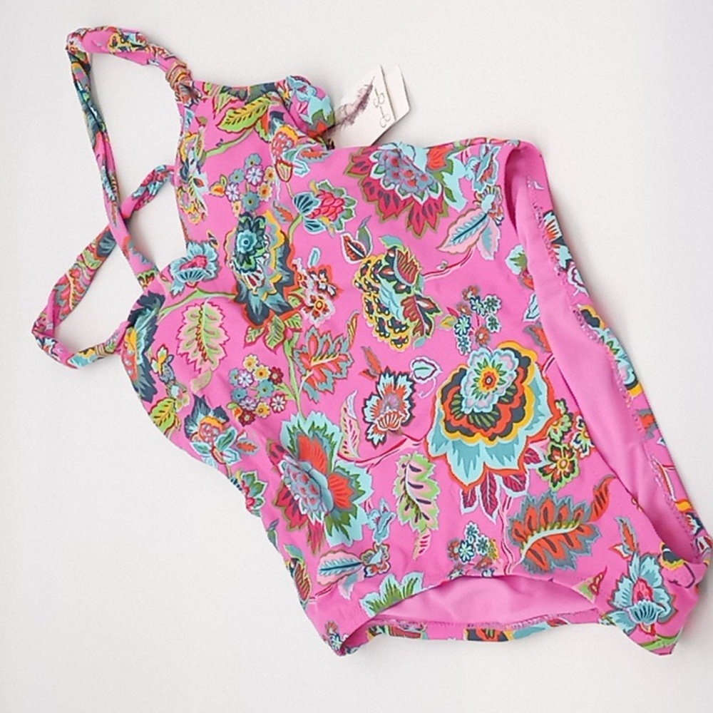 Jessica Simpson Rosie Bushes One-Piece Swimsuit Lip Gloss Pink M